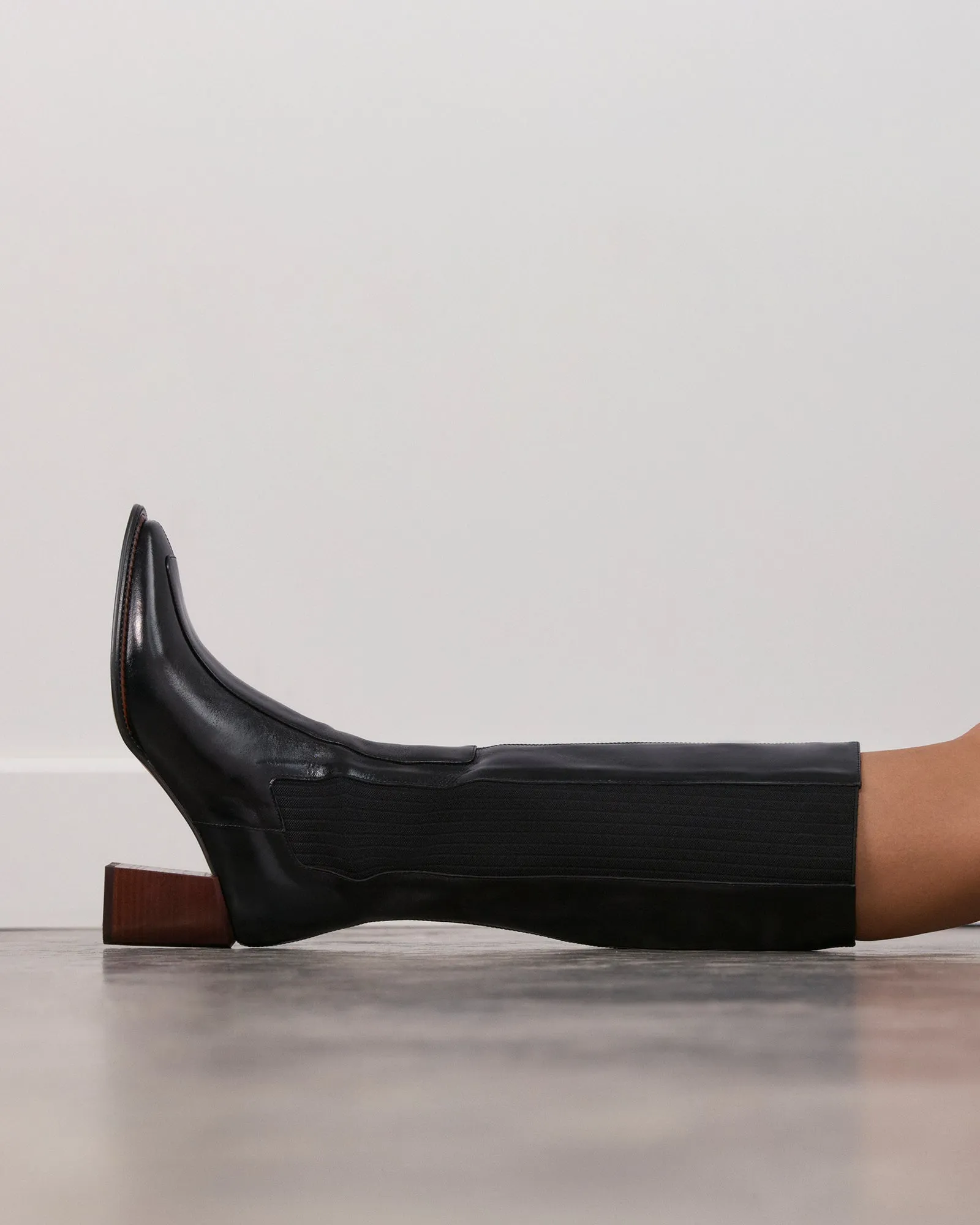 DIVINE KNEE BOOTS BLACK LEATHER