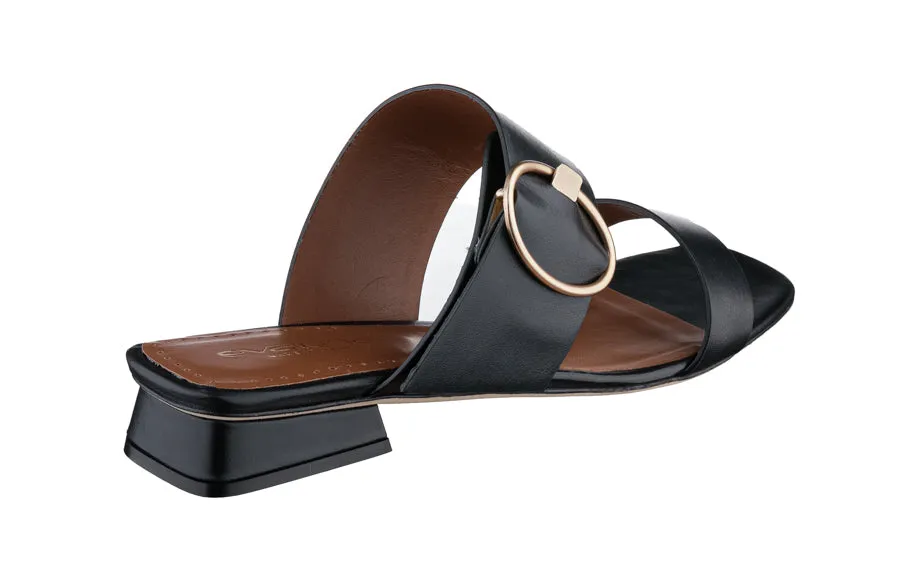Eva Chic Black
