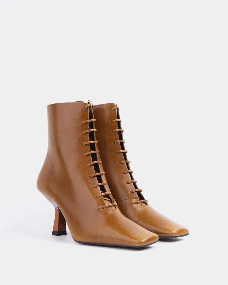 Fairlie Tan Leather