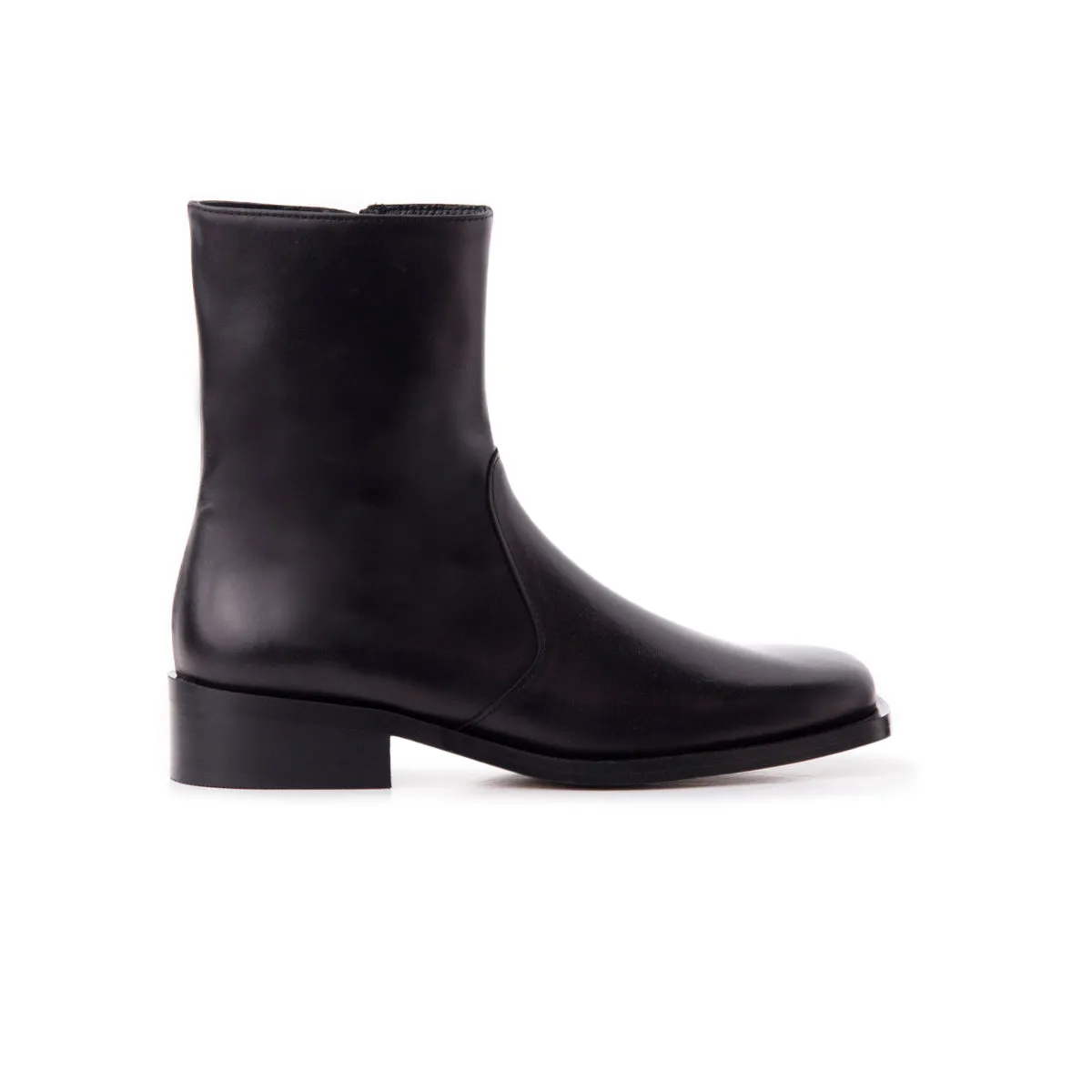 Fargo Black Leather