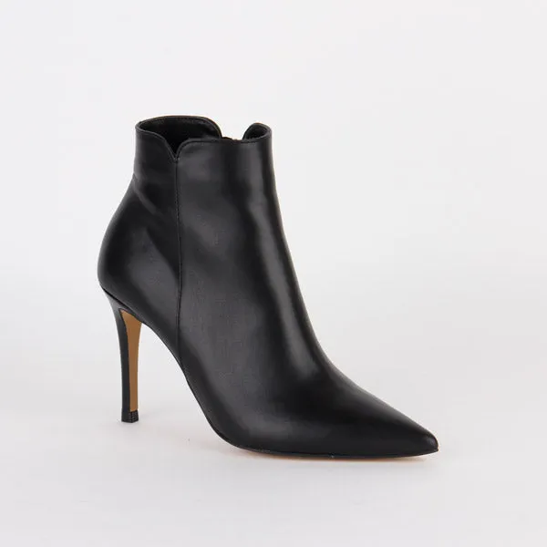 *UK size 1 - DREE - black, 6cm heels