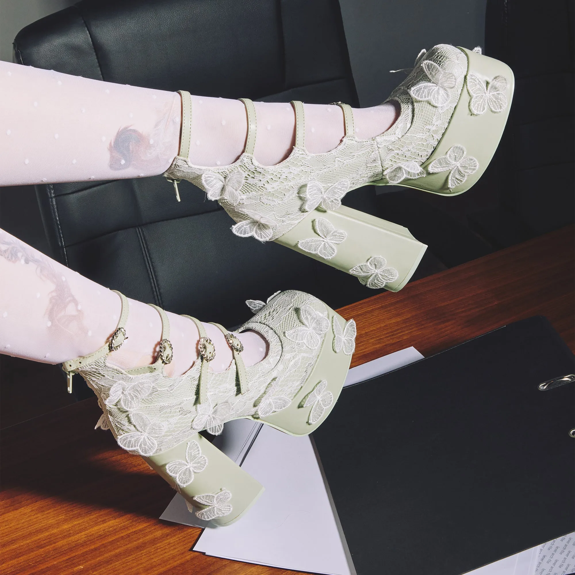 Wild Lotus Butterfly Lace Platform Heels - Green